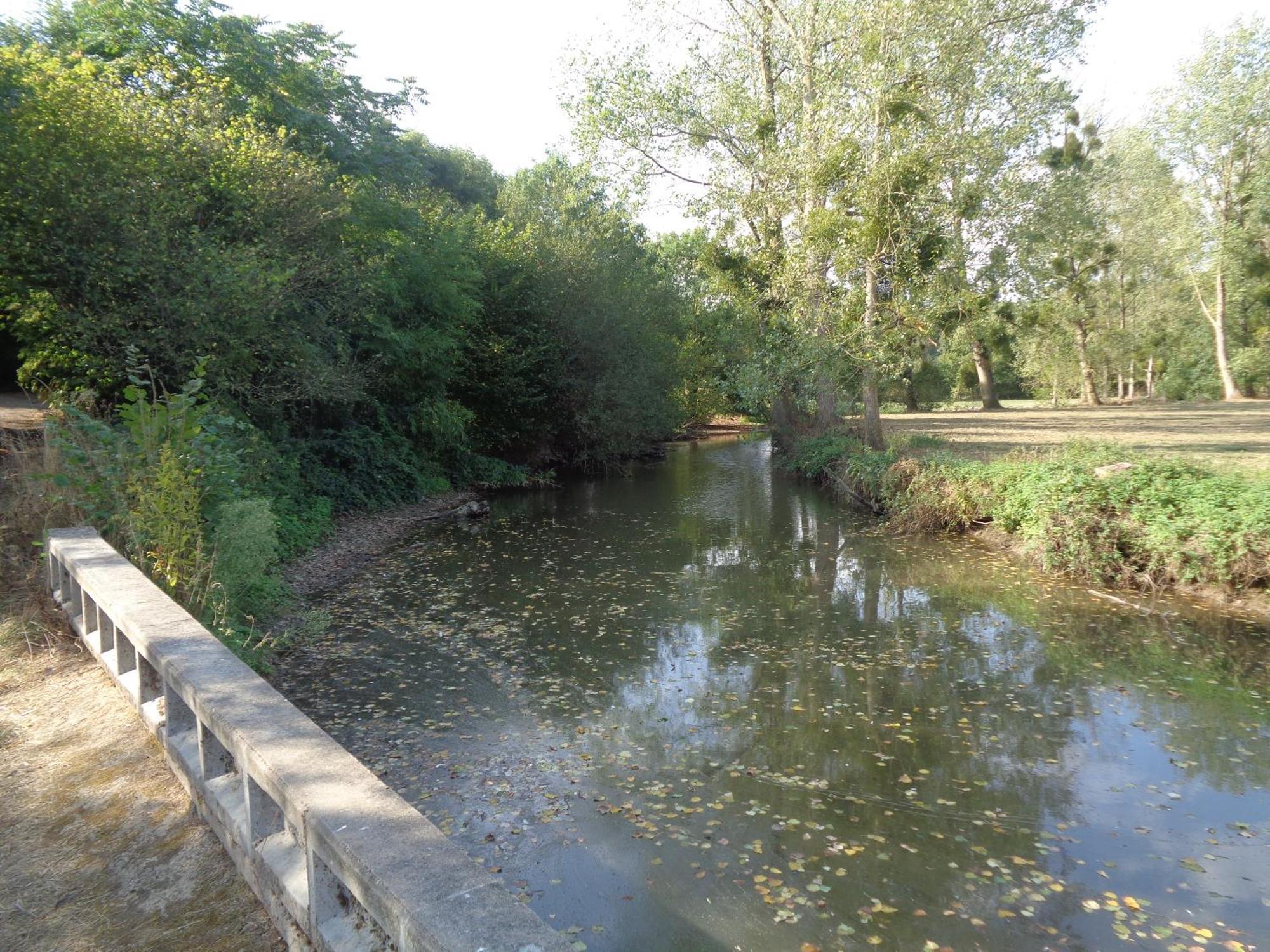 Au Fil De L'Eau Villa Le Boupère Exteriör bild